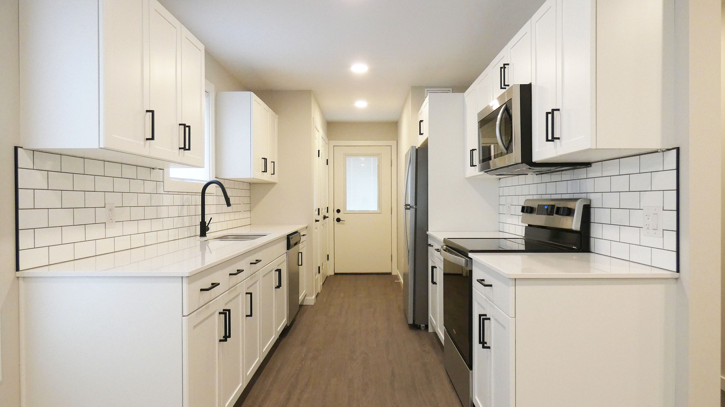 208 Yale Avenue East - Main