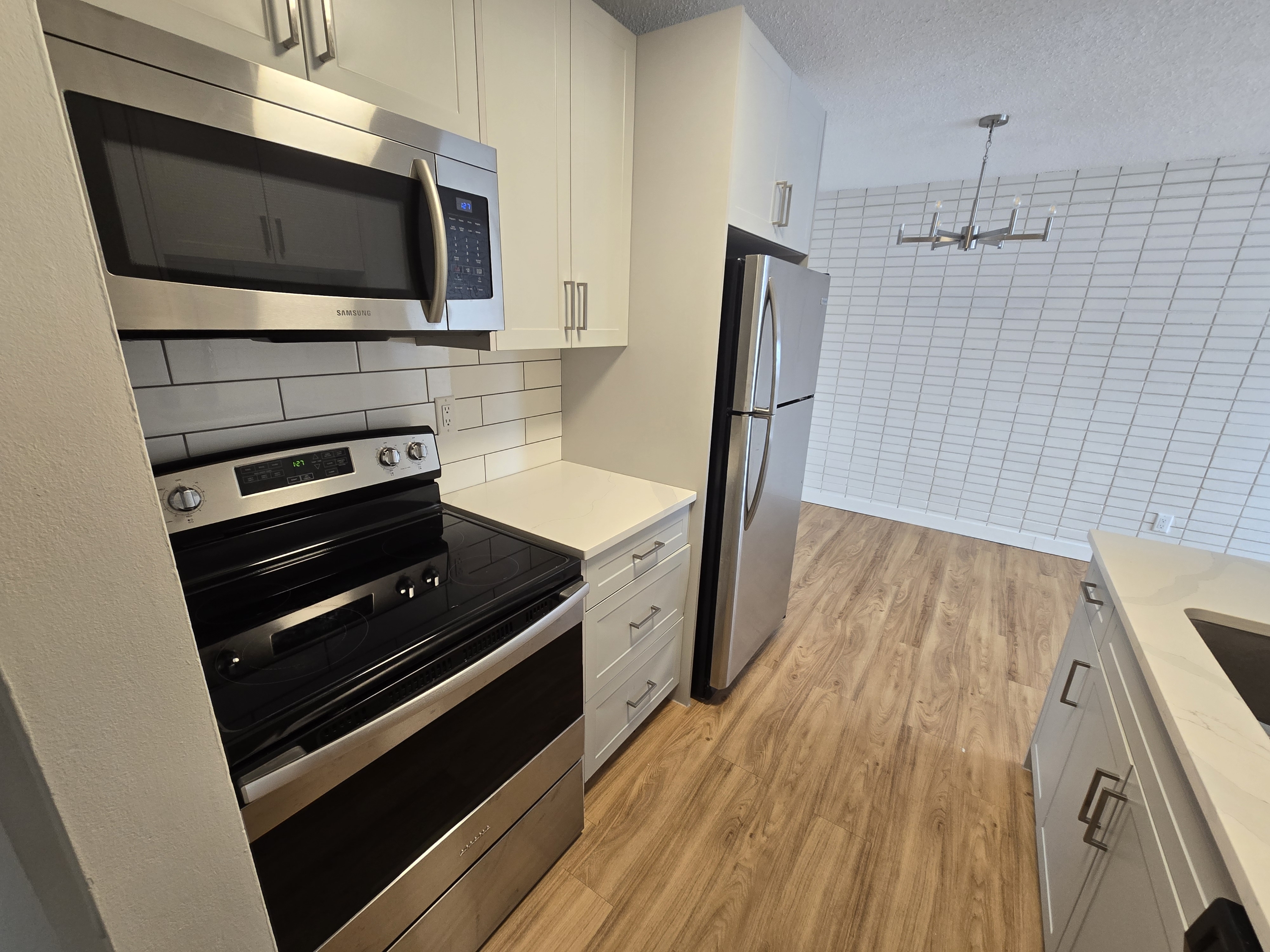 710 David Street - 208