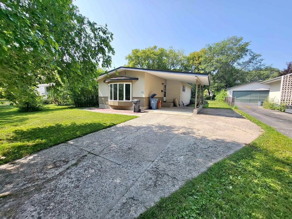 86 Tulane Bay