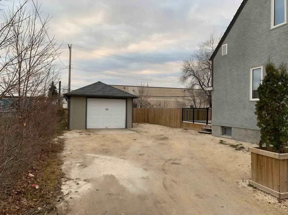 92 Gagnon Drive - B