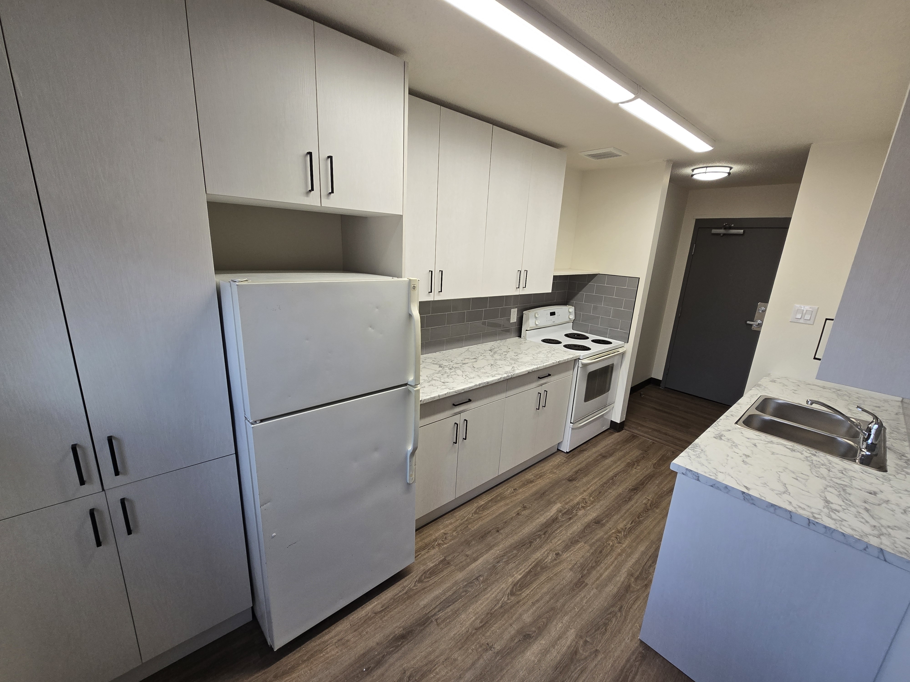 345 Talbot Avenue - 301