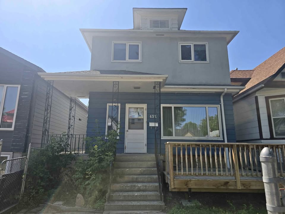 432 Lipton Street