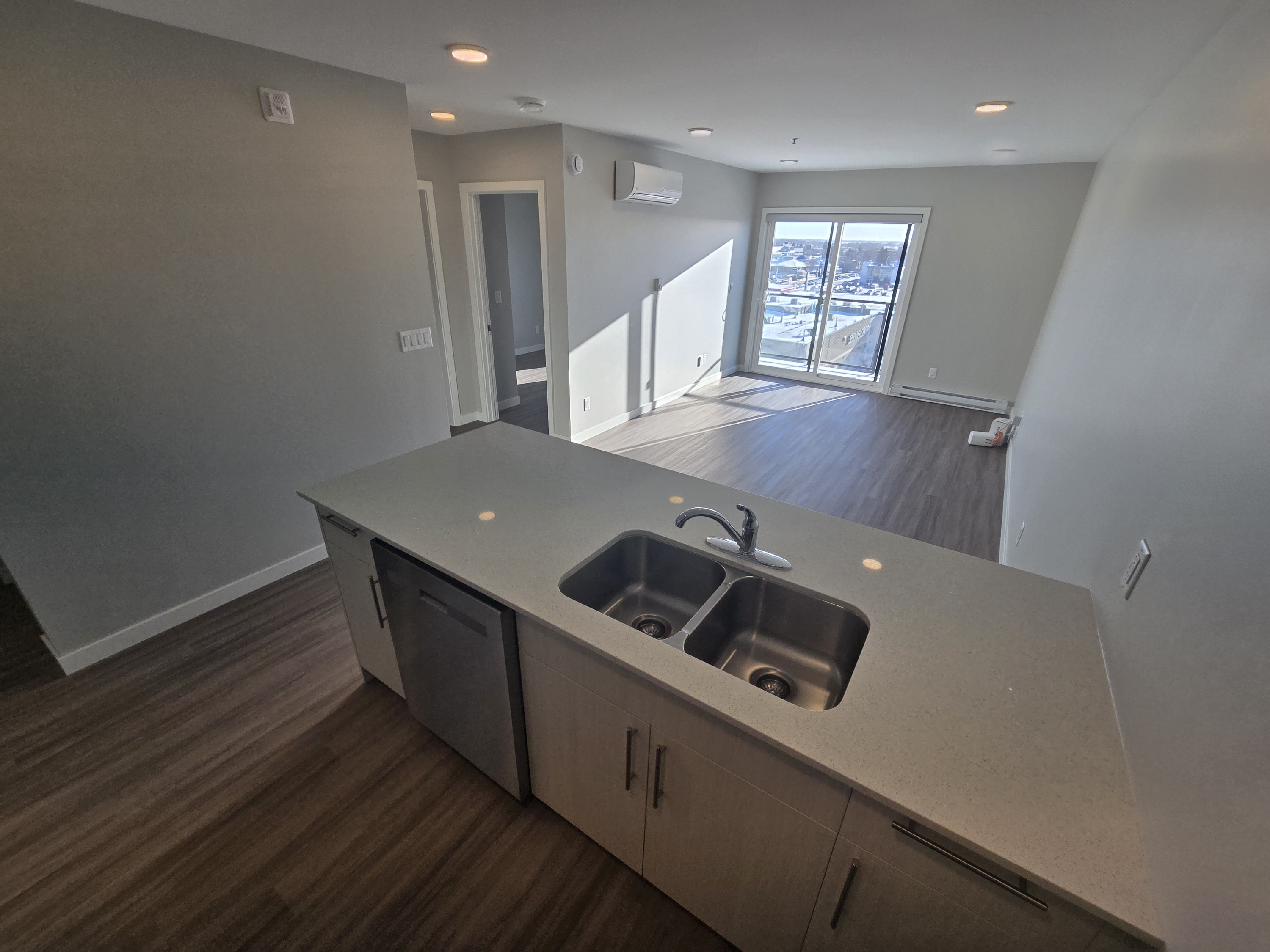 420 Chrislind Street - 307