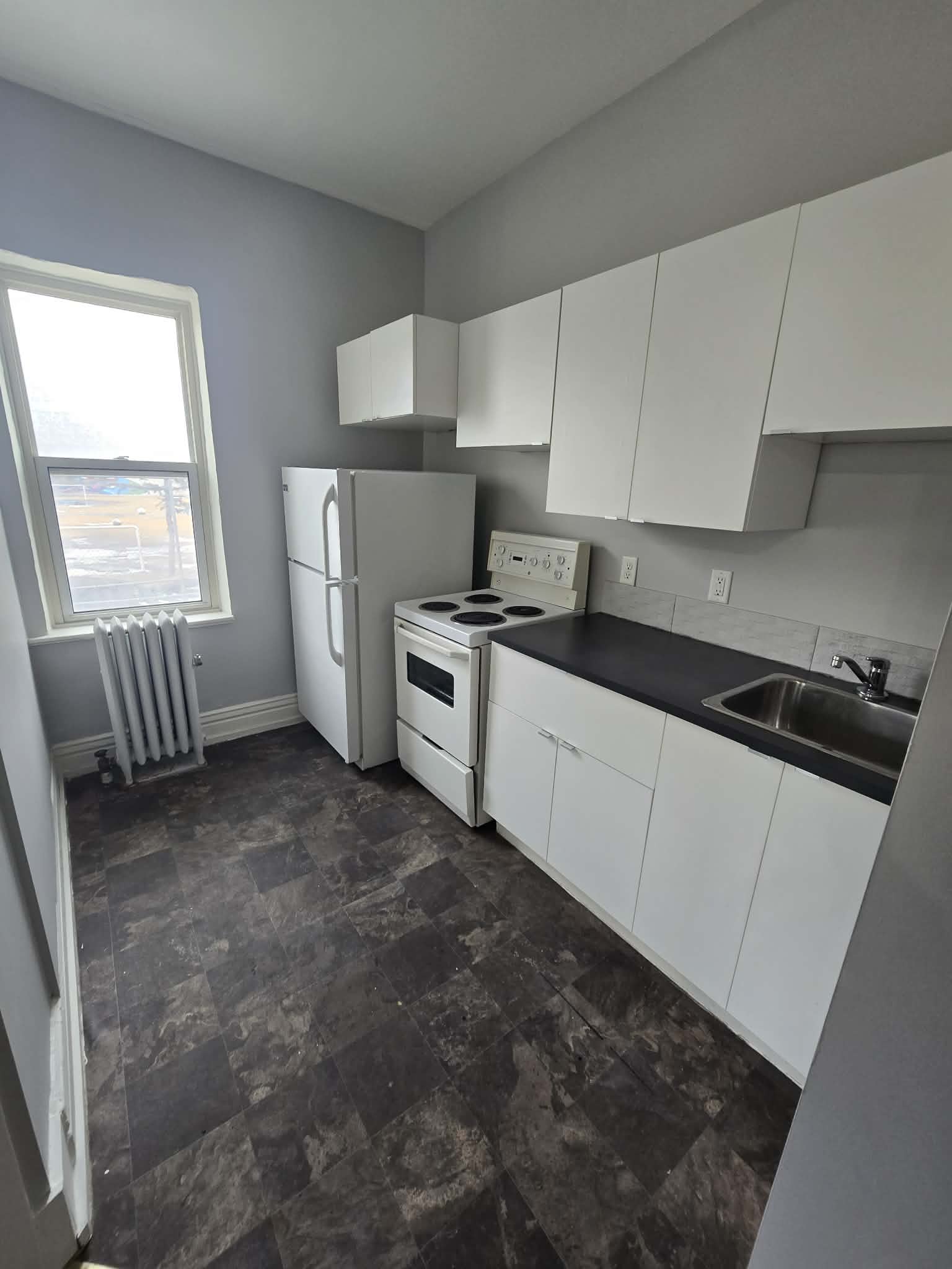 501 McMillan Avenue - 12A