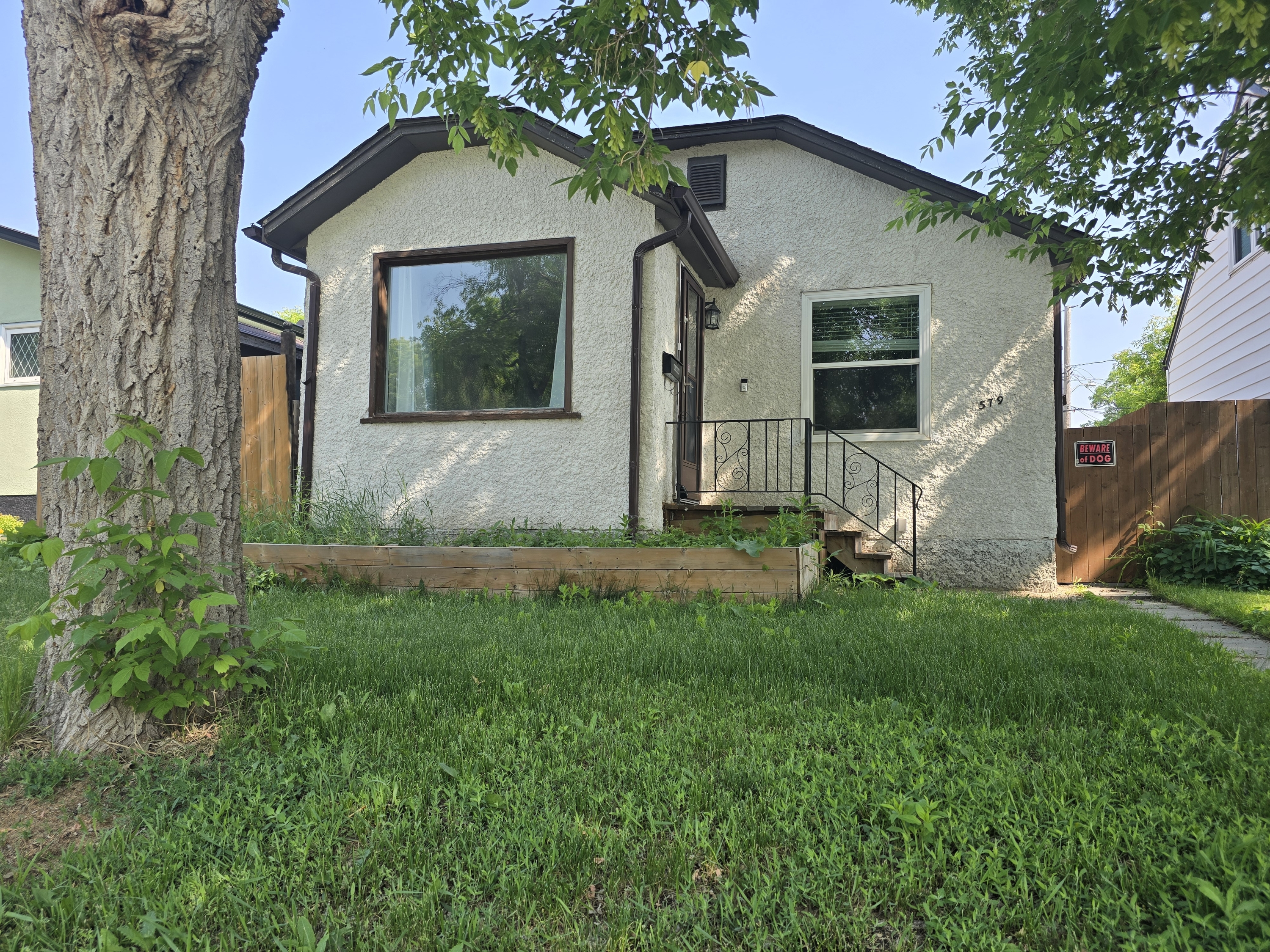 579 Saint Catherine Street