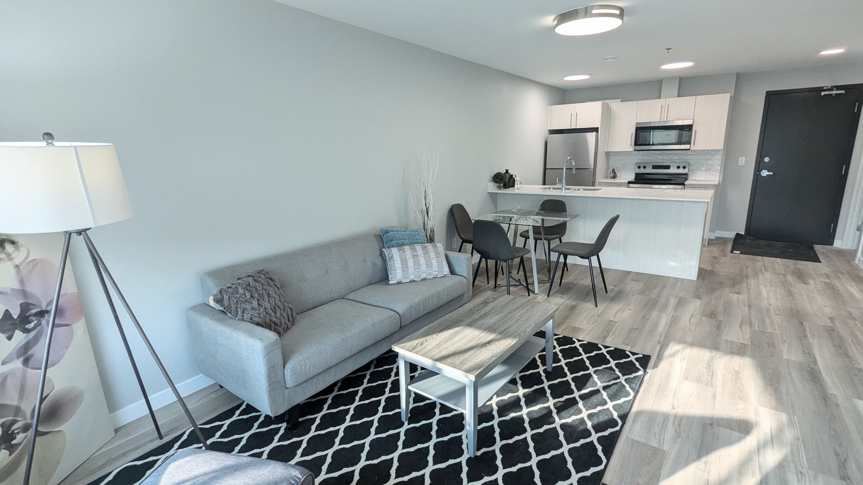 475 Saint Anne's Road - 605