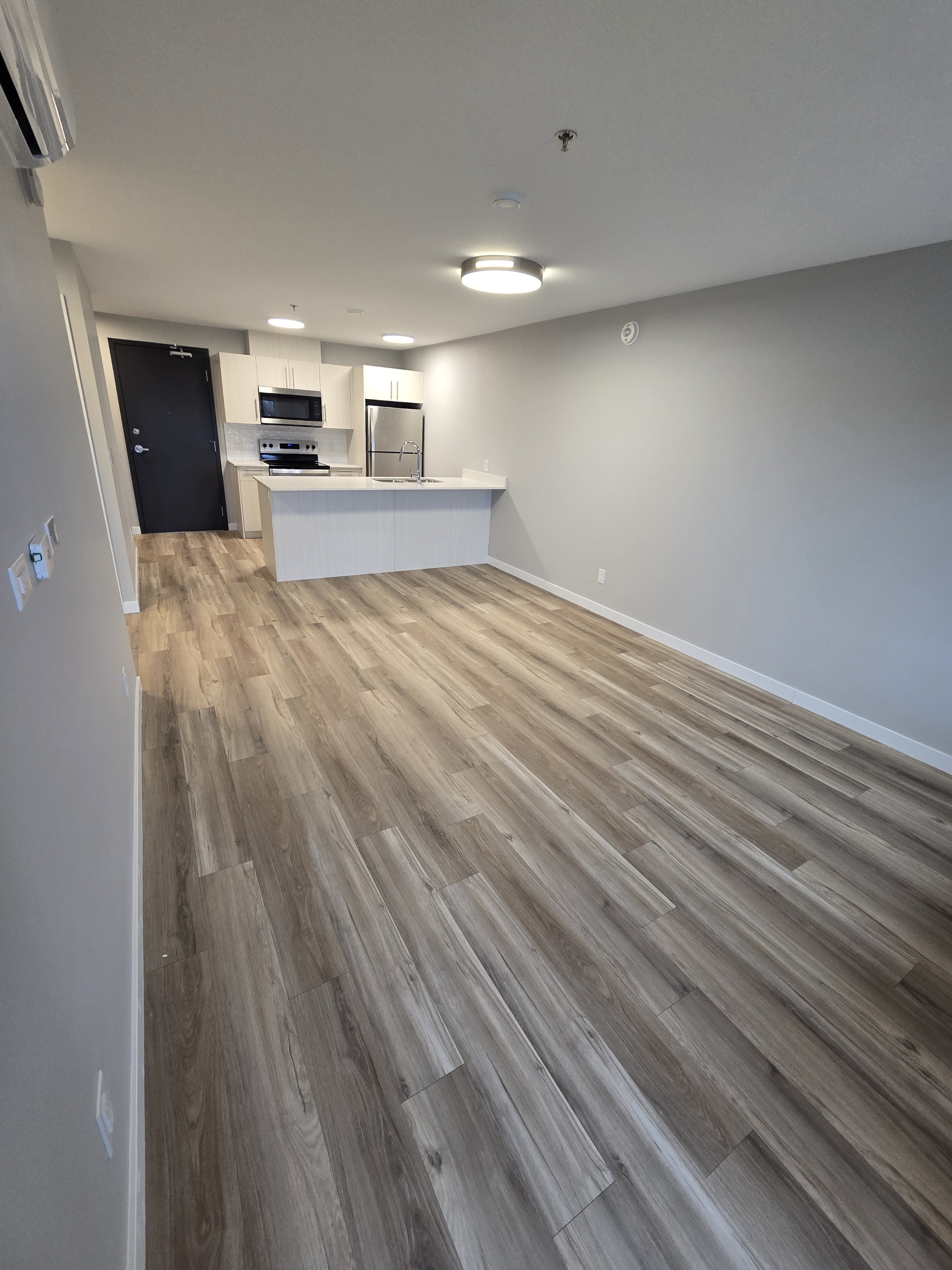 475 Saint Anne's Road - 519
